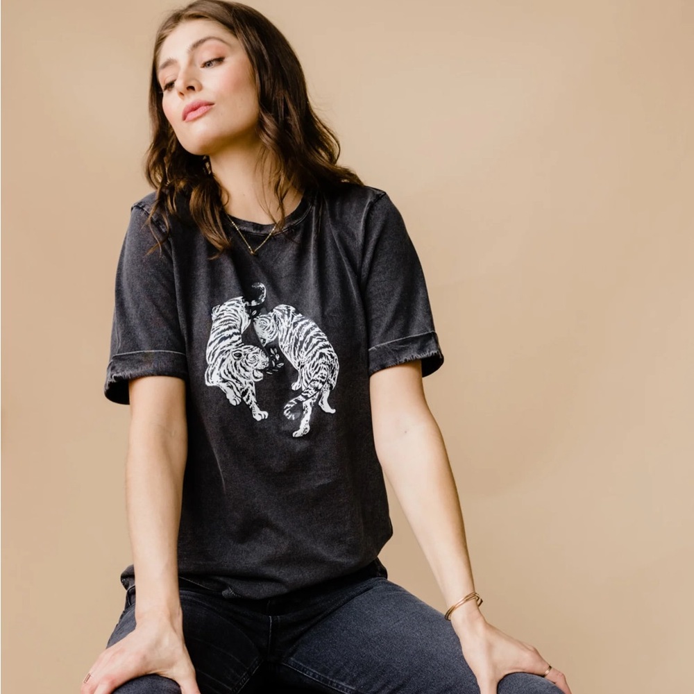 Able Gloria Graphic Tee